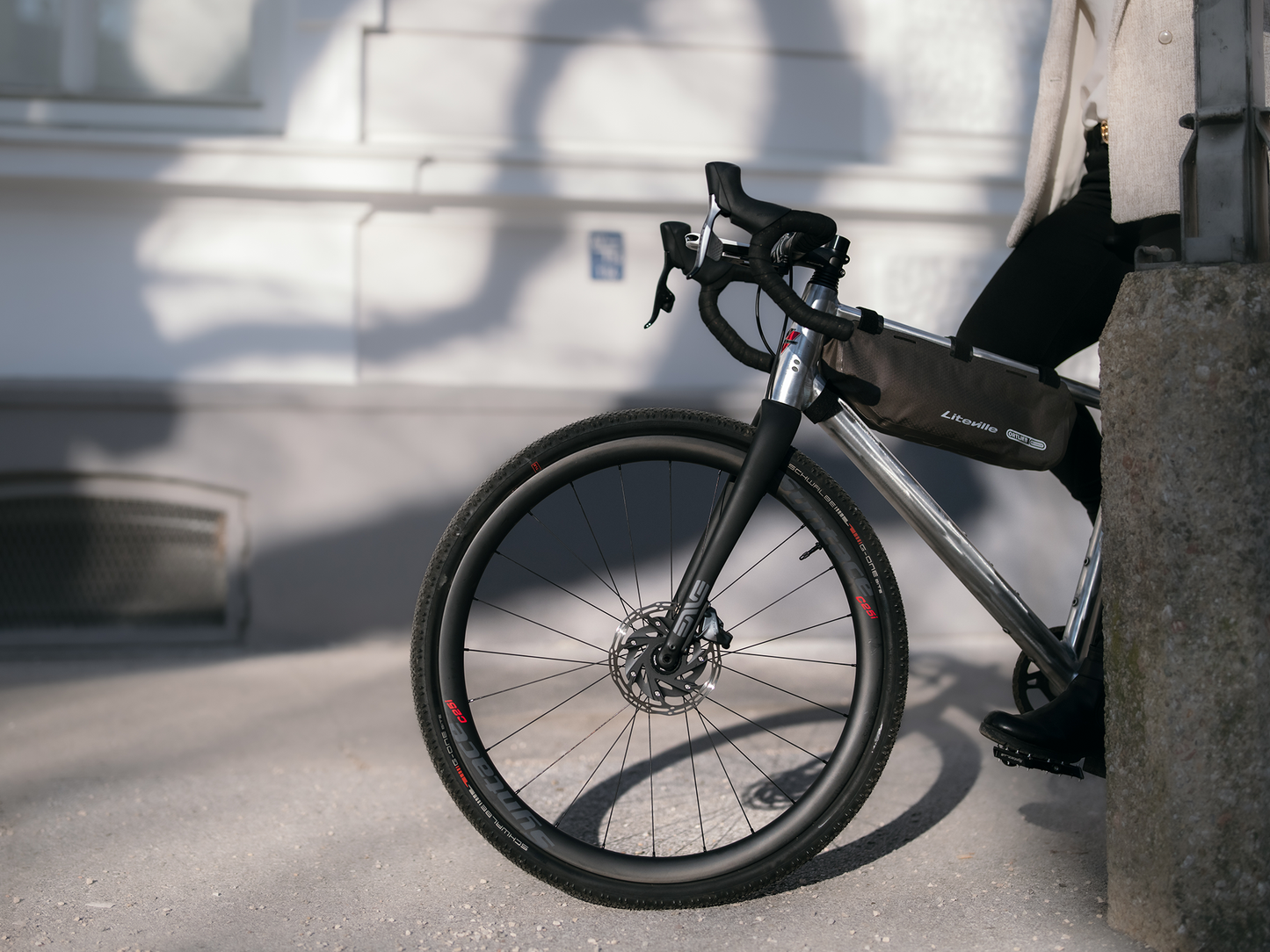 C25i Carbon Vorderrad 28"