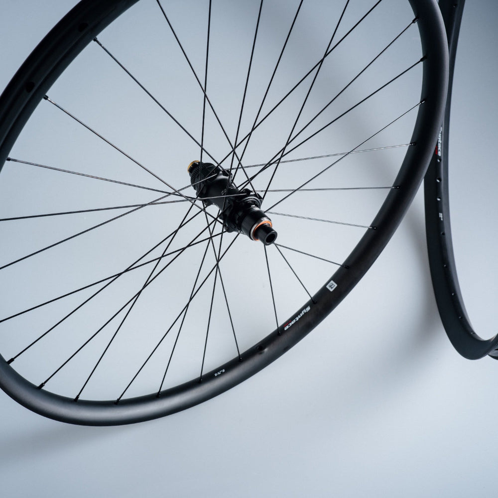 C30i Carbon Felge
